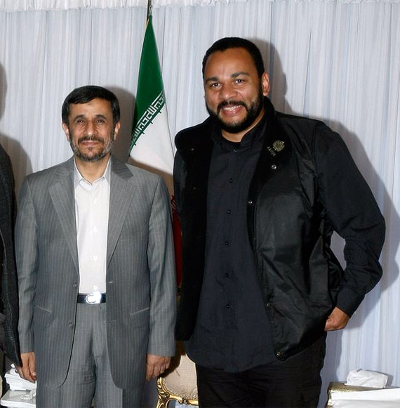 Dieudonné et Ahmadinejad.