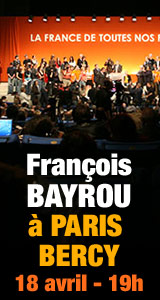 Meeting de François Bayrou à Bercy.