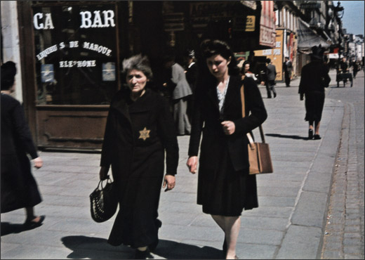 Rue de Rivoli, 1942.