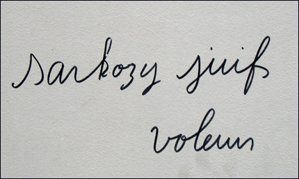 Graffiti Sarkozy juifs voleurs.