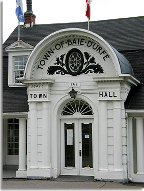 mairie / town hall - Baie d’Urfé