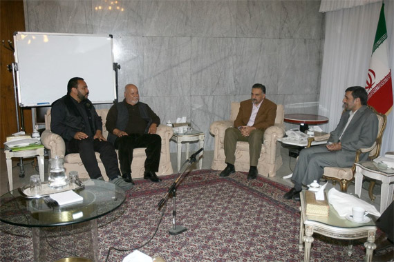 2009-ahmadinejad-2.